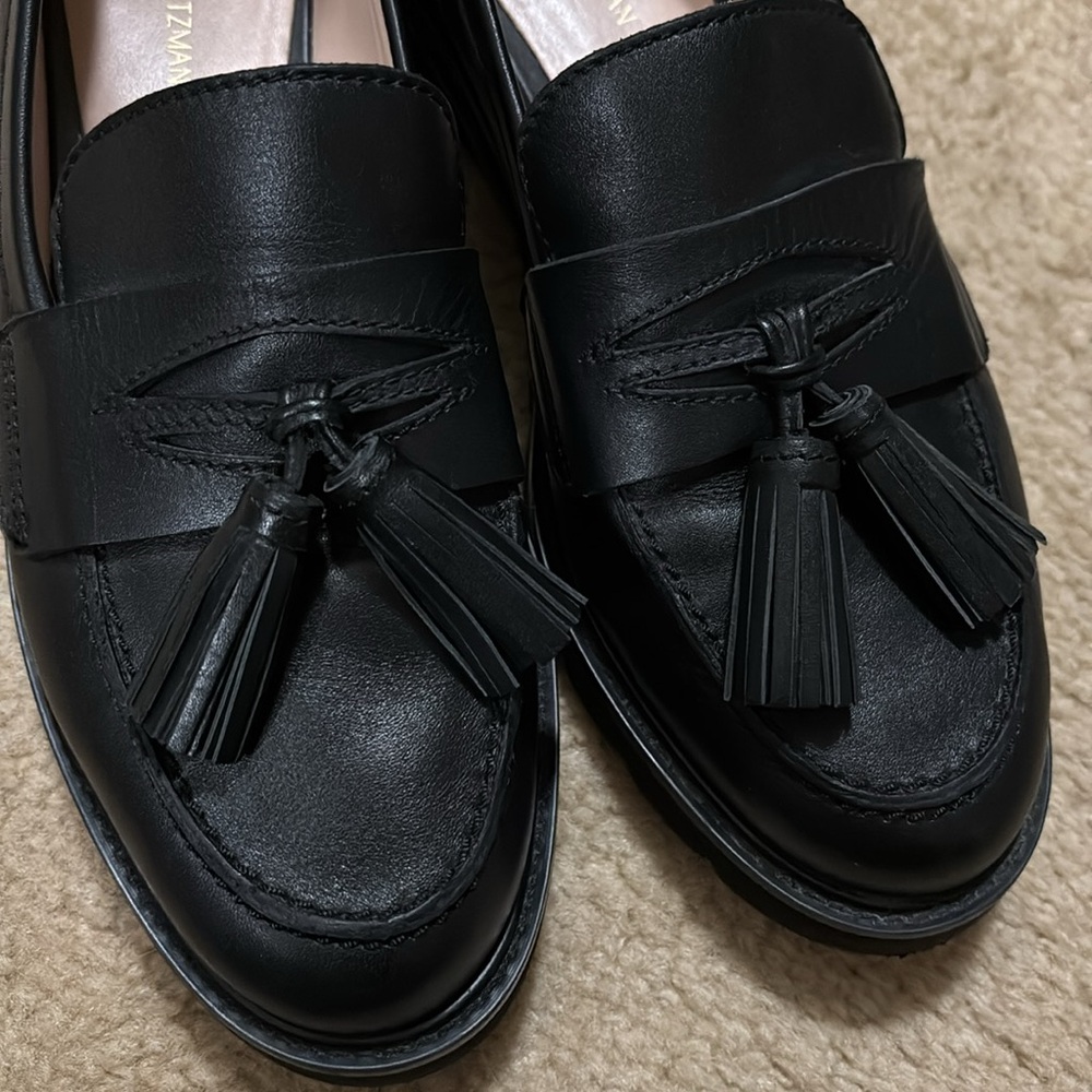 Stuart Weitzman Mila Lift Tassel Loafer - Picture 3 of 10